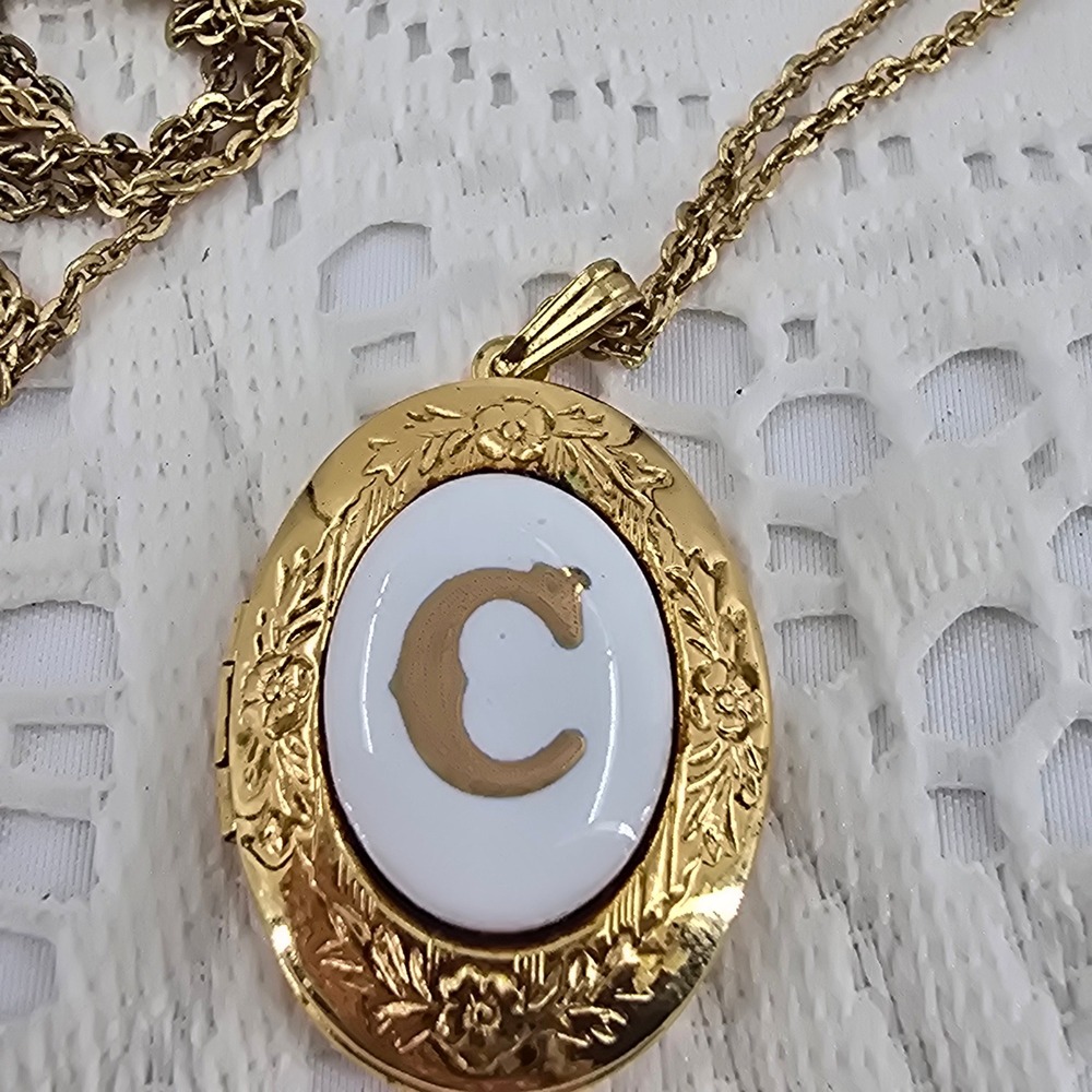 Vintage Avon Locket Necklace Gold Tone Initial C Oval Floral Enamel Pendant
